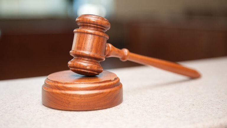 تشكلة نسائية للجسم في الصراع على حزب التكتل